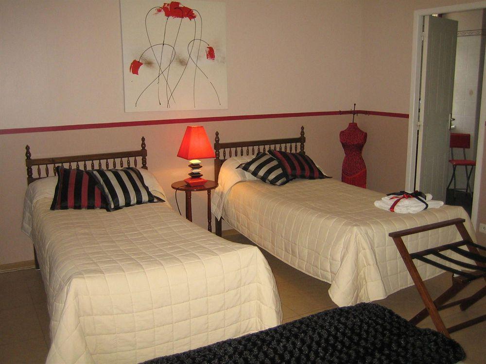 Chambre D'Hotes Domaine Le Castagne Auch Zewnętrze zdjęcie