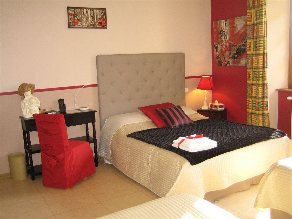 Chambre D'Hotes Domaine Le Castagne Auch Zewnętrze zdjęcie
